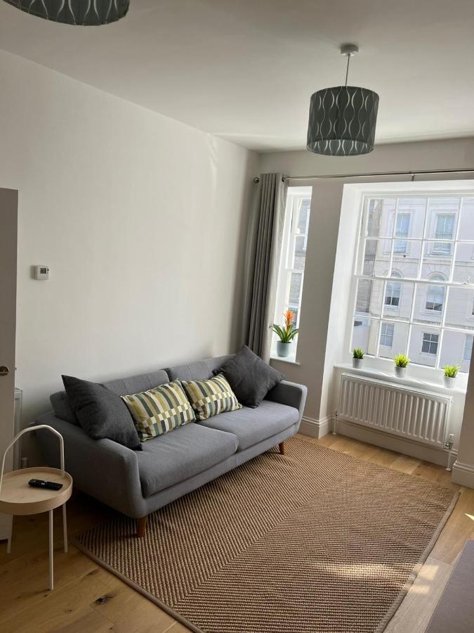 Lovely 1 Bed Flat *Free Parking* Hoe/Barbican Plymouth Extérieur photo